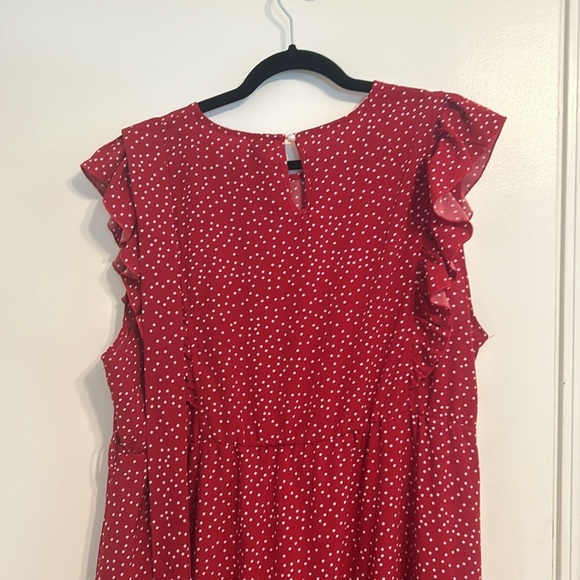 Red polka dot dress with ruffle detail - Picture 4 of 5